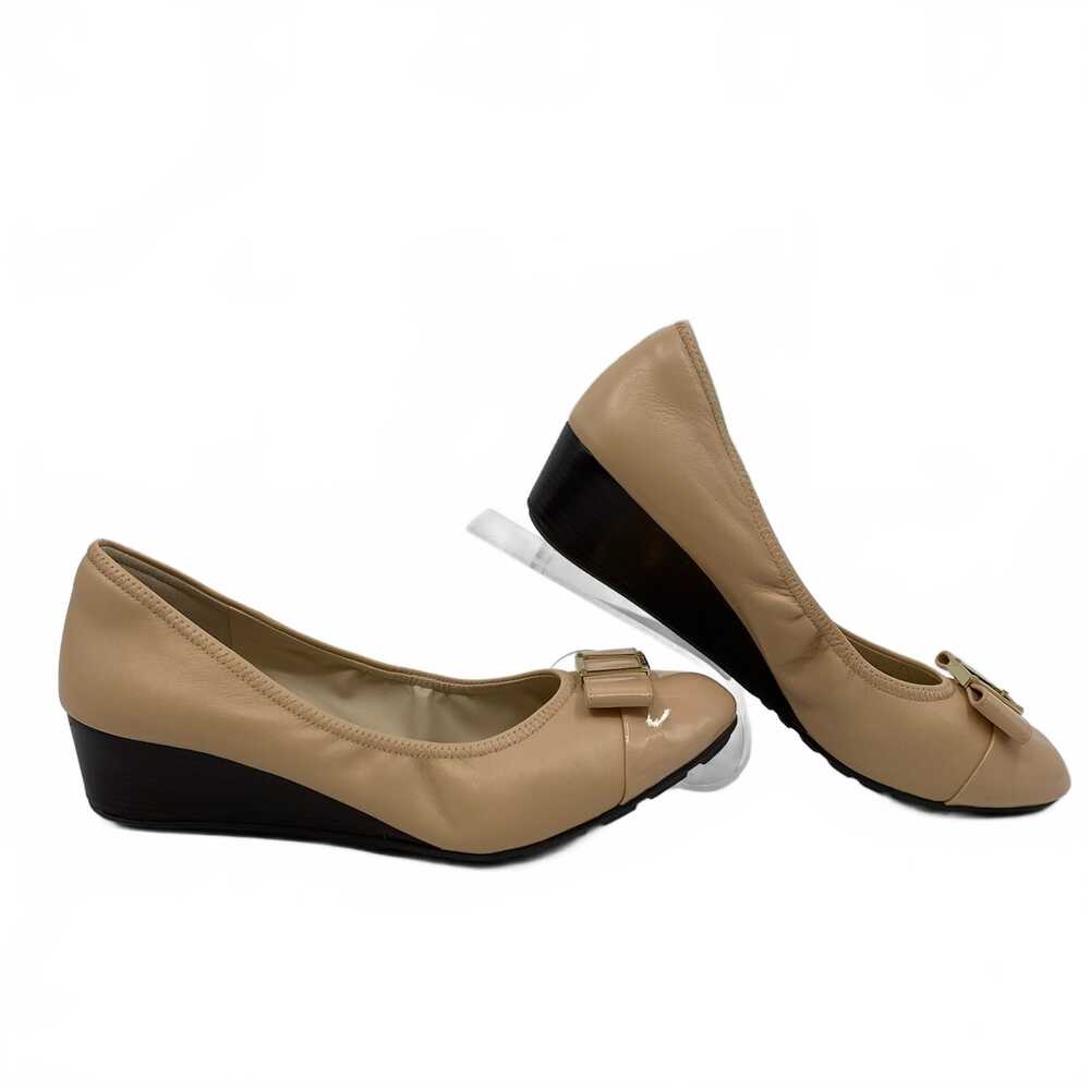 Cole Haan Peach Tan Bow Cap Toe Wedges | Womens 10